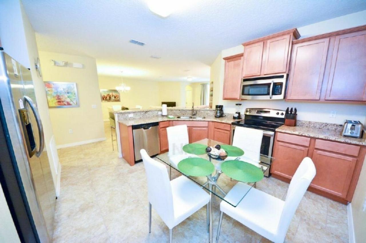 Make Memories With Your Family And Friends In This Beautiful Home 1014 Loughman Extérieur photo